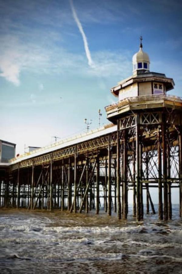 Xxhot Tubxx 4Bed Semi, Sleeps 8, 2 Bathrooms Blackpool Exterior foto