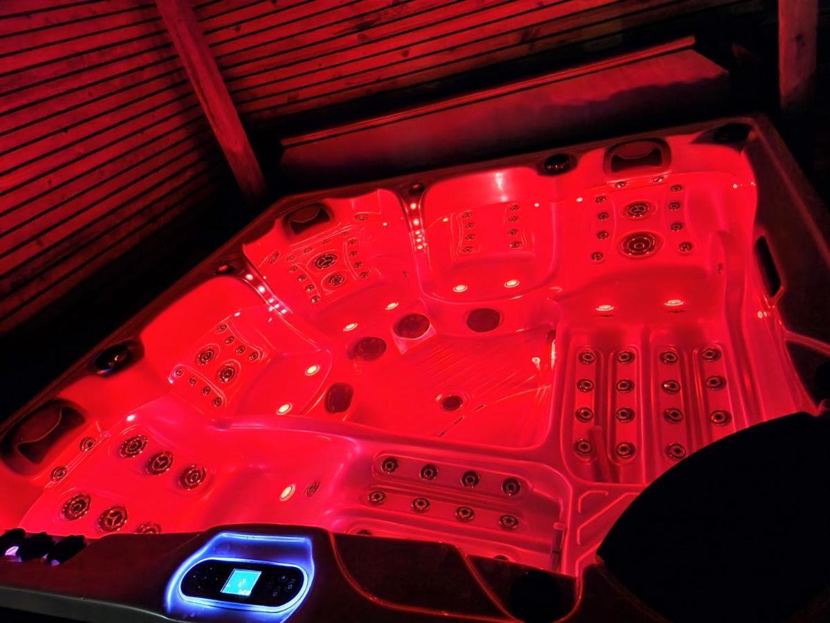 Xxhot Tubxx 4Bed Semi, Sleeps 8, 2 Bathrooms Blackpool Exterior foto